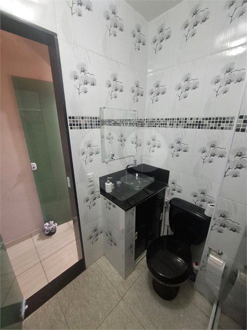 Casa à venda com 2 quartos, sendo 1 suíte, no condomínio Clube Caminho do Park, Rio de Janeiro - RJ