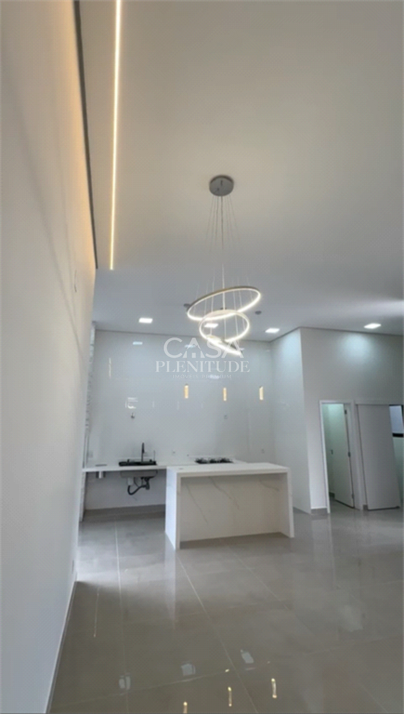 Casa em condomínio à venda com 3 suítes em Wanel Ville, Sorocaba, SP