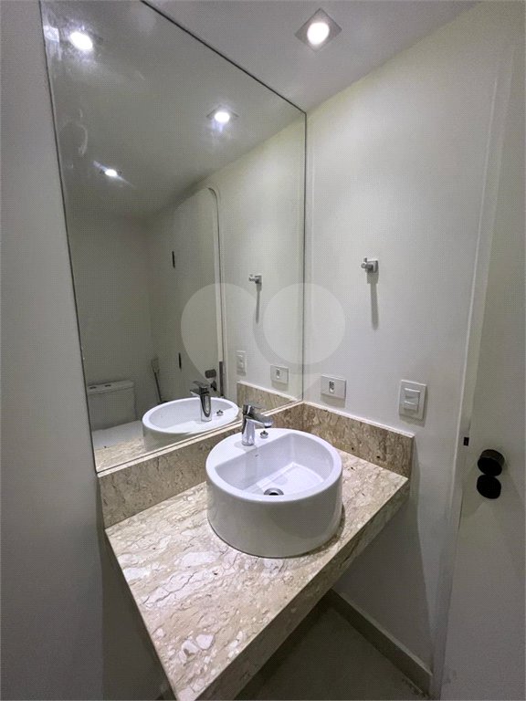 Apartamento à venda com 3 quartos, sendo 2 suítes,  em Vila Suzana, São Paulo, SP