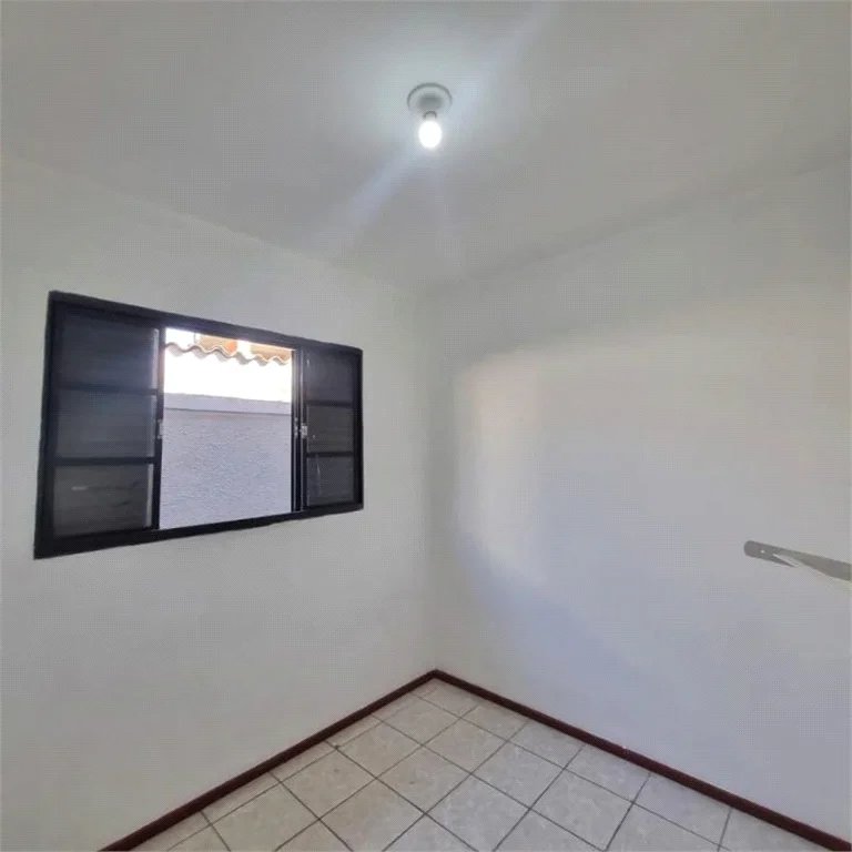 Casa à venda com 3 quartos, sendo 1 suíte, em Jardim Arpoador, São Paulo, SP