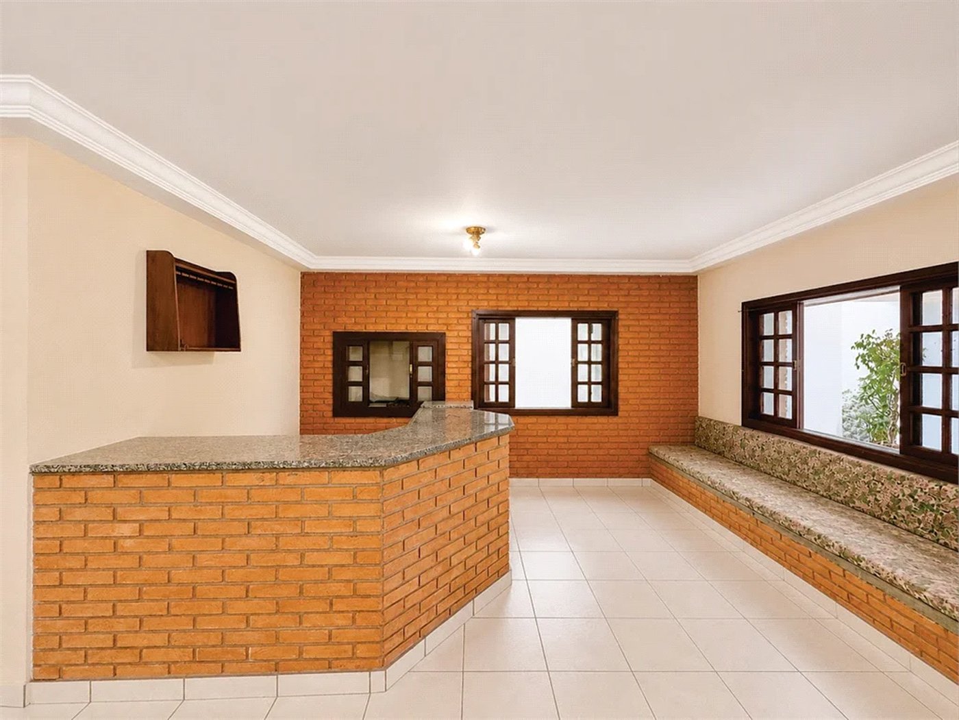 Casa à venda com 5 quartos, sendo 4 suítes, em Parque dos Príncipes, São Paulo, SP