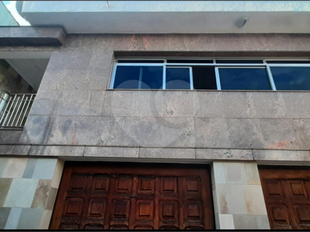 Sobrado à venda com 5 quartos, sendo 1 suíte,  em Vila Rosália, Guarulhos, SP