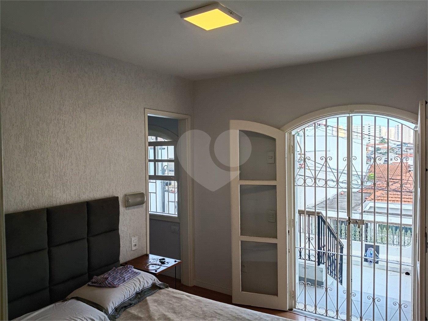 Sobrado à venda com 4 quartos, sendo 2 suítes, em Mirandópolis, São Paulo, SP