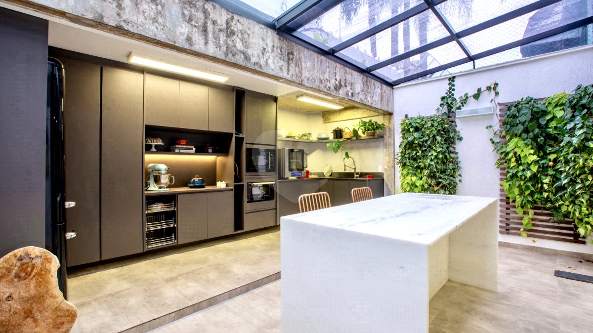 Casa à venda com 3 quartos, sendo 1 suíte, em Brooklin, São Paulo, SP