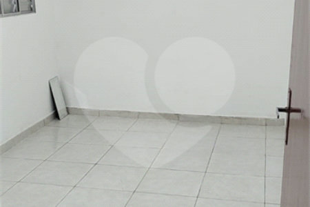 Casa à venda com 2 quartos, sendo 1 suíte, em Jardim Míriam, Suzano, SP