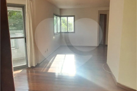 Apartamento à venda com 3 quartos, sendo 1 suíte, em Vila Paulicéia, São Paulo, SP