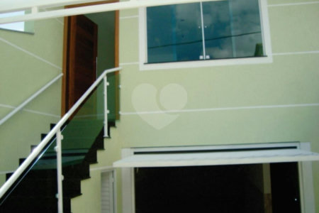 Sobrado à venda com 3 quartos, sendo 1 suíte, em Vila Mazzei, São Paulo, SP