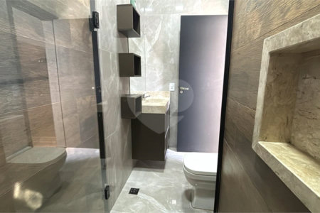 Casa à venda com 3 quartos, sendo 1 suíte, no condomínio Vila Paraty, Indaiatuba - SP