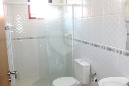 Casa à venda com 2 quartos, sendo 1 suíte,  no condomínio Tucury, São Paulo - SP