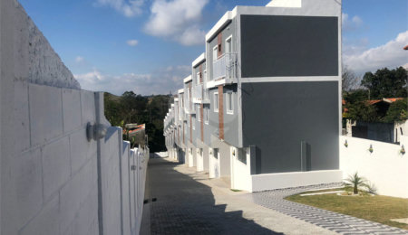 Casa à venda com 2 quartos no condomínio Residencial Turim, Mogi das Cruzes - SP
