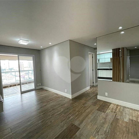 Apartamento à venda com 3 quartos, sendo 1 suíte,  em Vila Gomes Cardim, São Paulo, SP