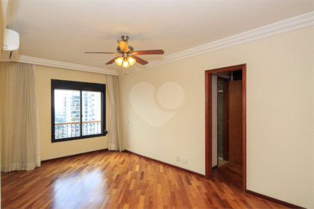 Cobertura à venda com 5 quartos, sendo 4 suítes, em Jardim Marajoara, São Paulo, SP