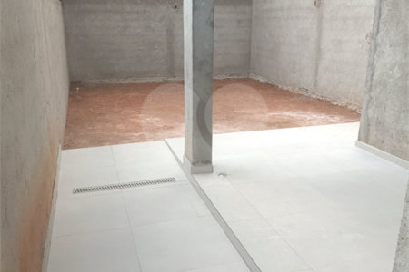Sobrado à venda com 3 quartos, sendo 1 suíte, em Jardim do Lago, Atibaia, SP