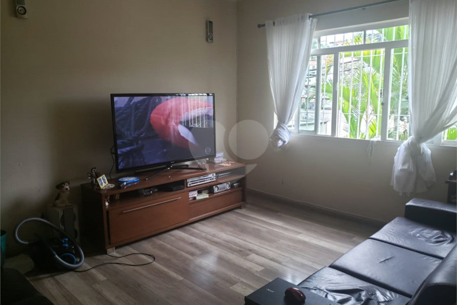 Casa Térrea à venda com 3 quartos em Horto, São Paulo, SP