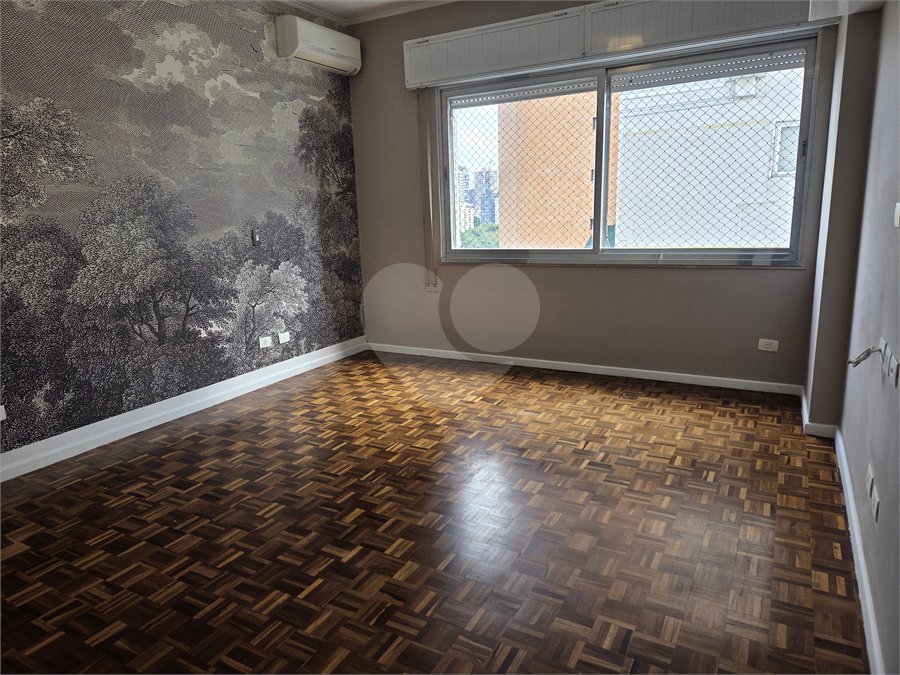 Apartamento à venda com 2 suítes em Cerqueira César, São Paulo, SP
