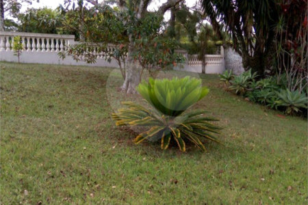 Chácara à venda com 5 quartos, sendo 1 suíte,  em Parque Rio Abaixo, Atibaia, SP