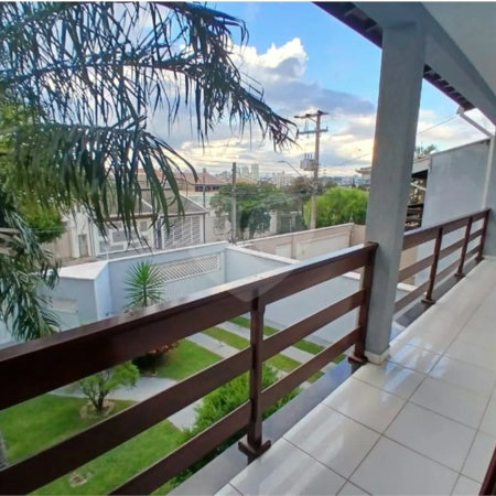 Sobrado à venda com 4 quartos, sendo 1 suíte,  em Residencial Monte Verde, Indaiatuba, SP