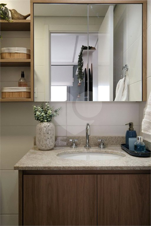 Apartamento à venda com 1 suíte em Jardim das Acácias, São Paulo, SP