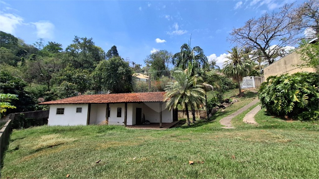 Casa à venda com 3 quartos, sendo 1 suíte, no condomínio São Joaquim, Vinhedo - SP