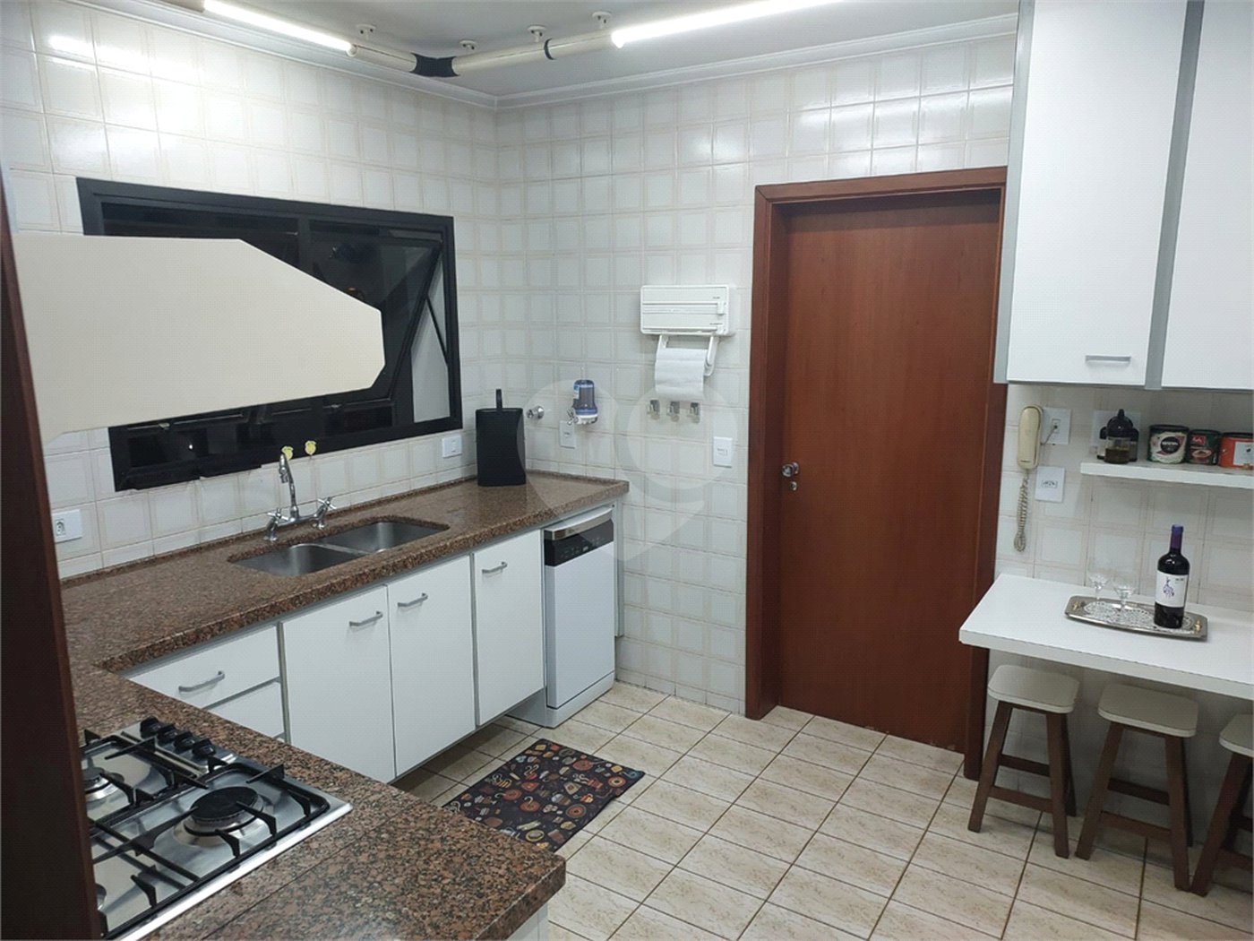 Apartamento à venda com 4 quartos, sendo 2 suítes,  no Centro, Jundiaí, SP