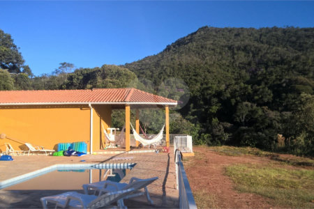 Hotel à venda com 7 quartos, sendo 4 suítes, no Centro, Soledade de Minas, MG