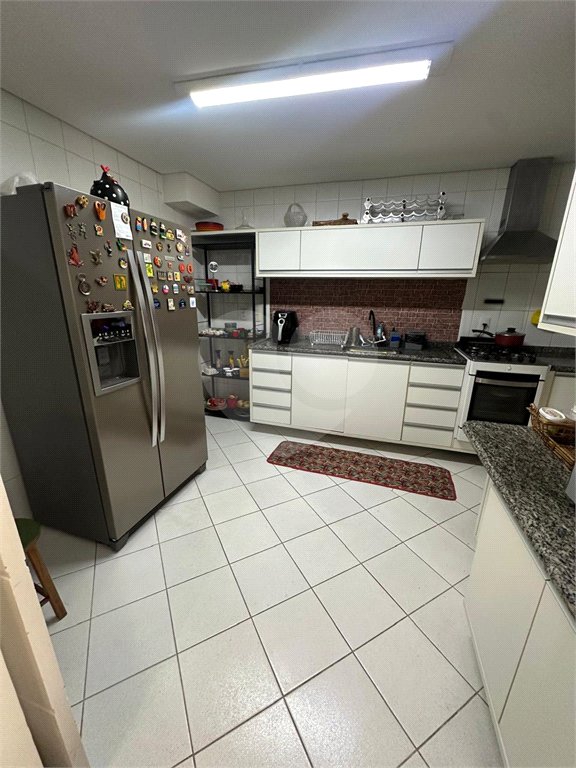 Casa à venda com 3 quartos, sendo 2 suítes, no condomínio Townhouse Village Morumbi, São Paulo - SP