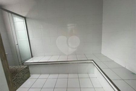 Casa à venda com 6 suítes no condomínio Chácara Francesa, São Paulo - SP