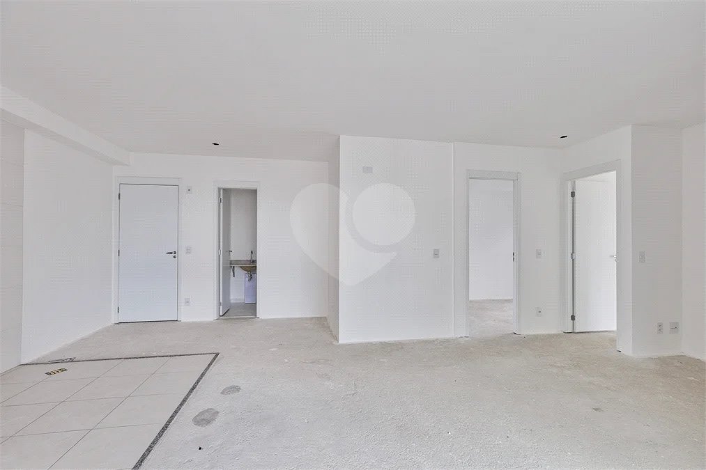 Apartamento à venda com 2 suítes em Santo Amaro, São Paulo, SP