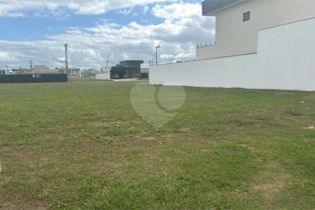 Terreno à venda em Ogiva, Cabo Frio, RJ