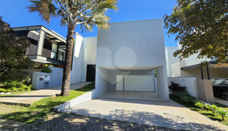 Casa para alugar com 3 suítes no condomínio Alphaville Nova Esplanada 1, Votorantim - SP