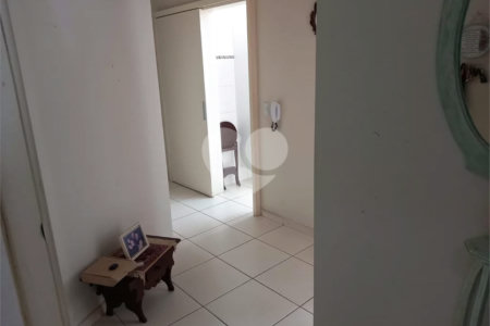 Apartamento à venda com 2 quartos no Centro, Vinhedo, SP