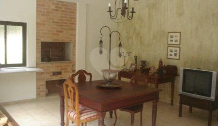 Casa à venda com 3 quartos, sendo 2 suítes,  no condomínio residencial Cantareira-pque Petropolis, Mairiporã - SP