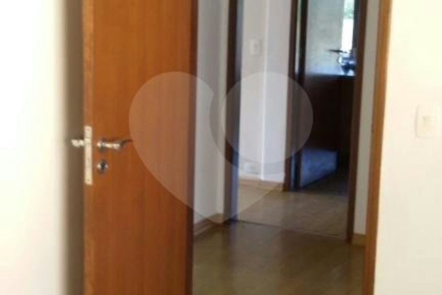 Casa à venda com 3 suítes em Vila Albertina, São Paulo, SP