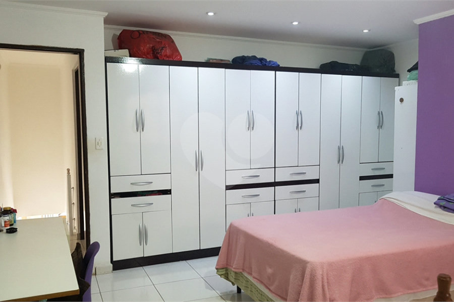 Sobrado à venda com 2 suítes em Tremembé, São Paulo, SP