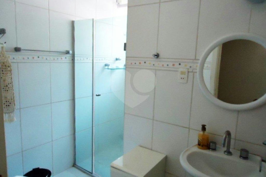 Casa à venda com 3 quartos, sendo 1 suíte, em Jardim Peri, São Paulo, SP