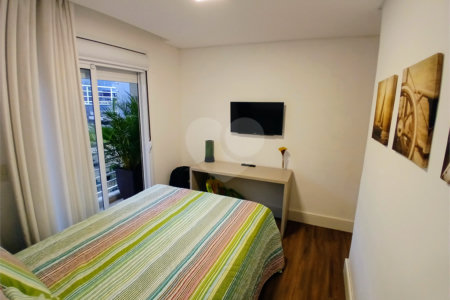 Sobrado à venda com 3 suítes em Vila Mariza Mazzei, São Paulo, SP