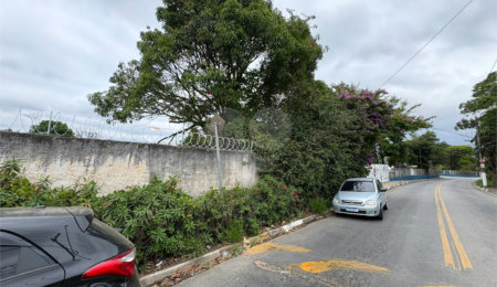 Área de Terra à venda ou para alugar com 2 quartos em Chácaras Reunidas Guaio, Suzano, SP