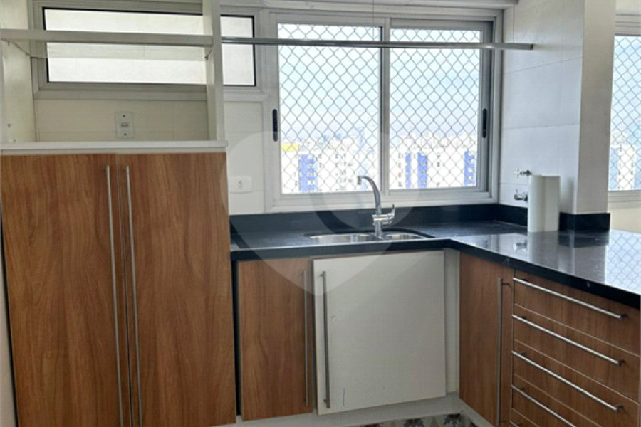 Apartamento para alugar com 3 suítes em Santana, São Paulo, SP