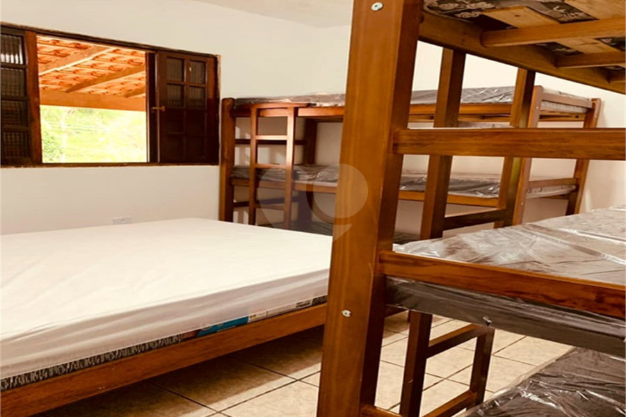 Chácara à venda com 3 quartos, sendo 1 suíte,  no Centro, Guararema, SP