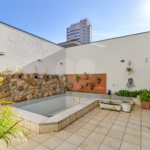 Sobrado à venda com 4 quartos, sendo 1 suíte, em Brooklin Novo, São Paulo, SP