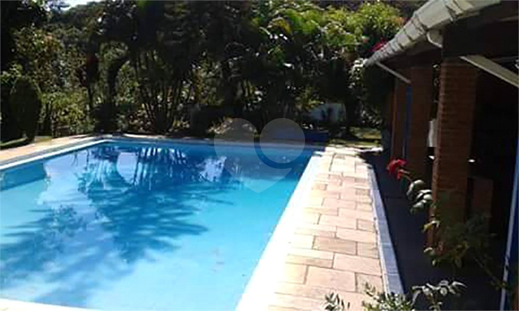 Chácara à venda com 8 quartos em Loteamento Chácara Val Paraiso, Atibaia, SP