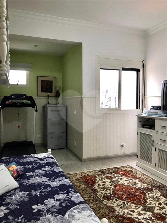 Apartamento à venda com 3 suítes em Vila Mariana, São Paulo, SP