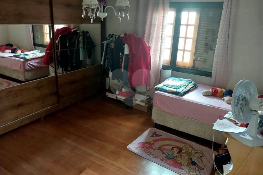 Casa à venda com 4 quartos, sendo 2 suítes, em Vila Maria, São Paulo, SP