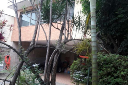 Terreno à venda com 4 quartos, sendo 1 suíte, em Santa Teresinha, São Paulo, SP