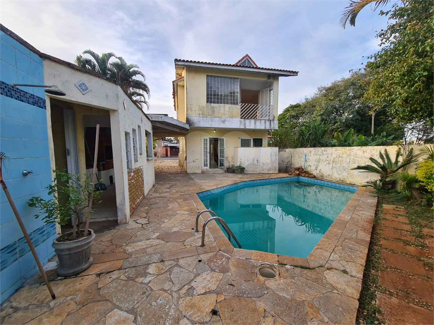 Casa à venda com 3 quartos, sendo 1 suíte, no Centro, Araçoiaba da Serra, SP