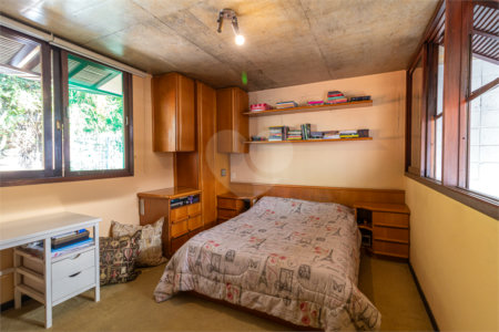 Casa de Vila à venda com 3 quartos, sendo 1 suíte, em Chácara Monte Alegre, São Paulo, SP