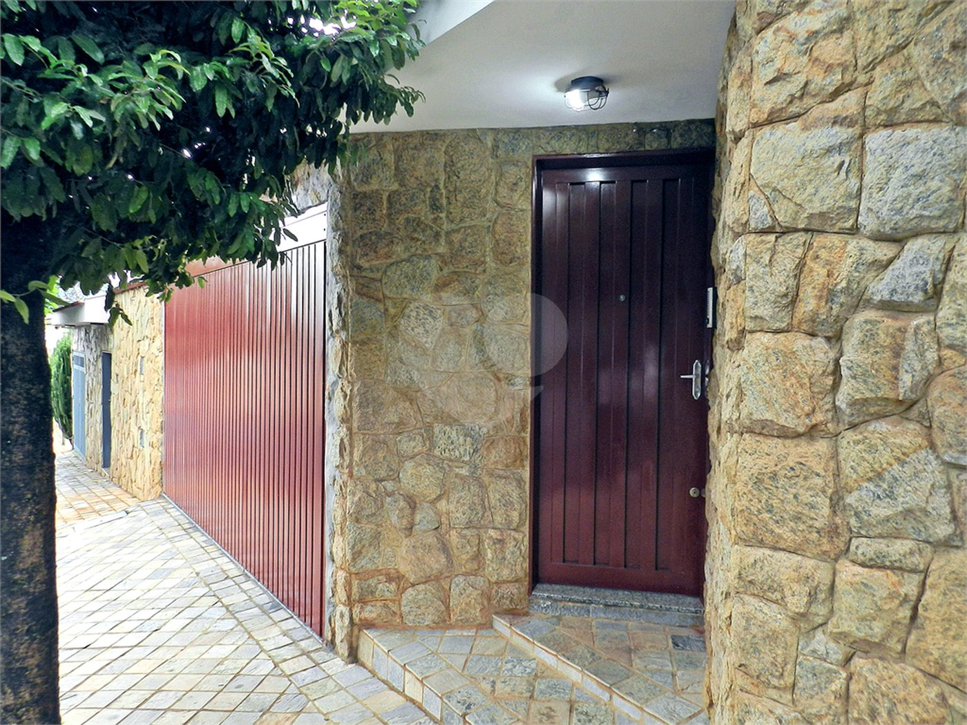 Sobrado à venda com 4 quartos, sendo 3 suítes, em Jardim Paulistano, Ribeirão Preto, SP