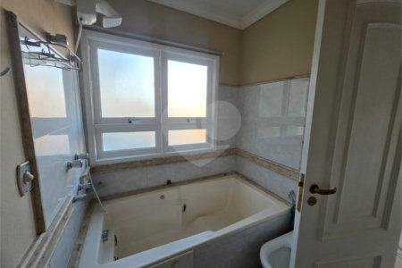 Casa à venda ou para alugar com 3 suítes no condomínio Villagio Capriccio, Louveira - SP