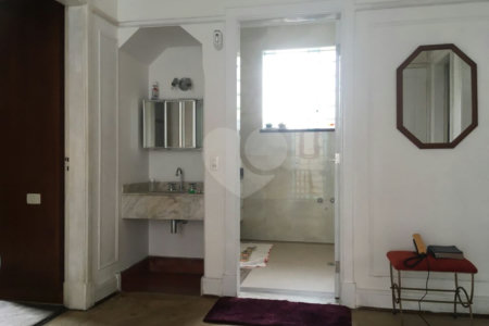 Sobrado à venda com 4 quartos, sendo 1 suíte, em Perdizes, São Paulo, SP