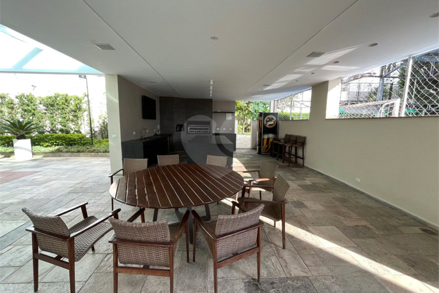 Apartamento à venda com 3 suítes em Santa Teresinha, São Paulo, SP